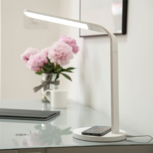 Decorate your desk with a light that can do more than it looks, with a Qi wireless charging base you can keep your smartphone topped up with ease. 