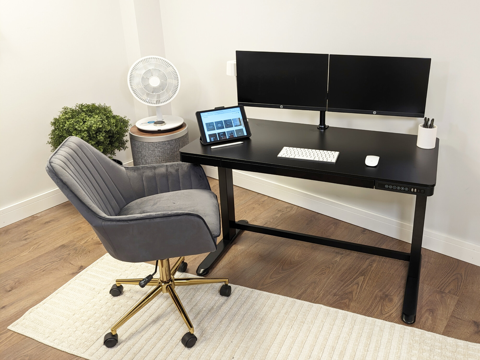 The Jupiter MFC Desk in black is a modern height adjustable desk, designed to keep you moving whilst working from home. 