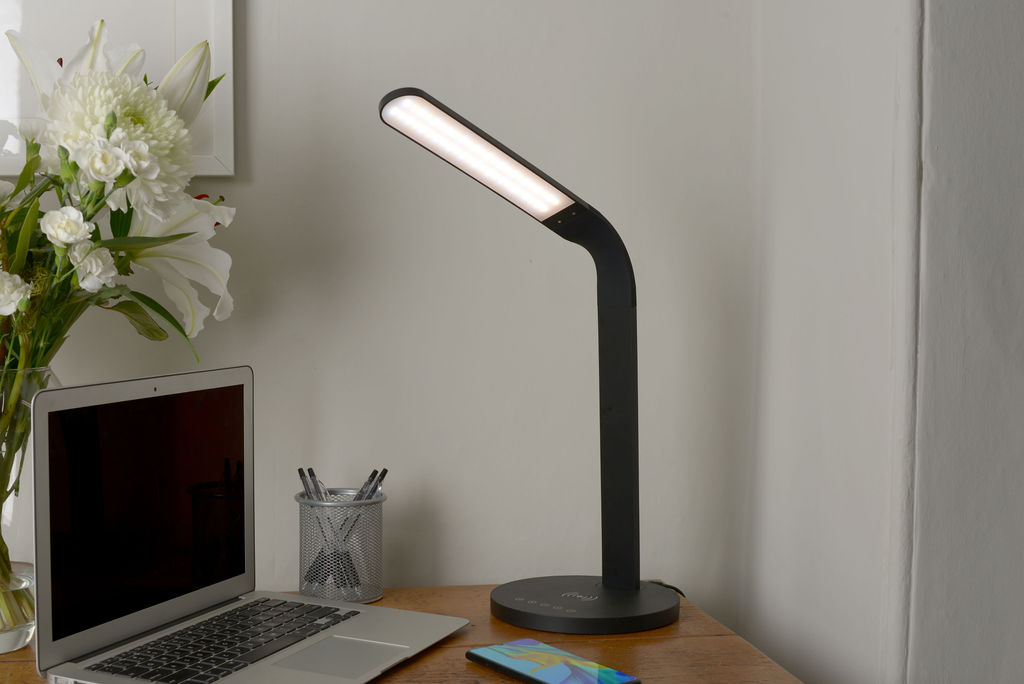 Arc is our modern and sleek LED table lamp incorporating wireless charging with compatible Qi enabled smart phones. 